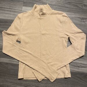 American Eagle Outfitters Beige Long Sleeve Tee